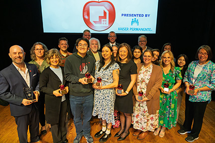 DSC00505 2022 Crystal Apple Award Recipients